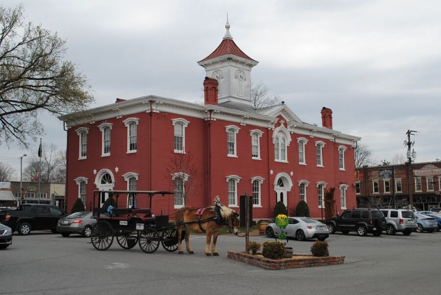 Nashville: Jack Daniel Distillery Day Trip with Tastings - Final call: book it for the distillery, not Lynchburg