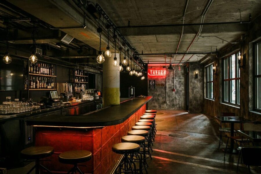 Nashville's Speakeasy Secrets: True Crime Tasting Pub Crawl - The guides are the main reason to book