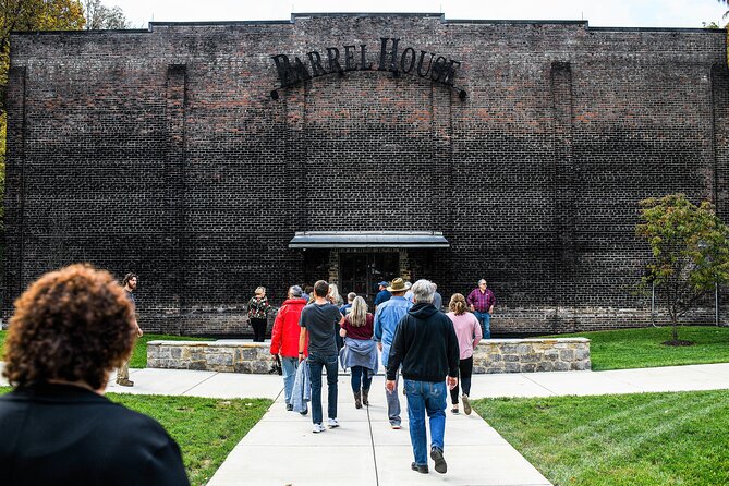 Nashville to Jack Daniel's Distillery Bus Tour + Whiskey Tastings - The 90-minute ride from Nashville to Lynchburg