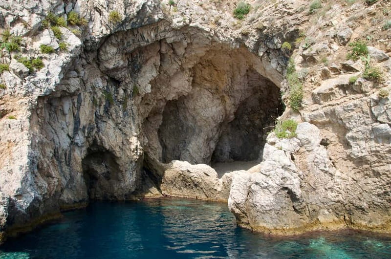 Naxos: Taormina Boat Tour with Snorkeling and Prosecco - Seeing Taormina from the sea