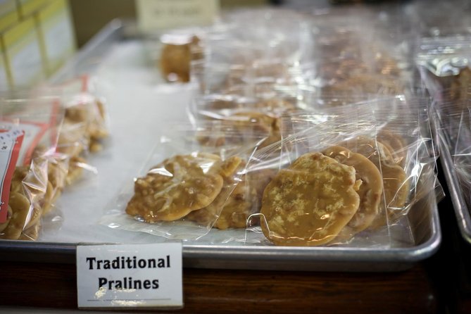 New Orleans Cocktail and Food History Tour - The French Quarter is part of the meal
