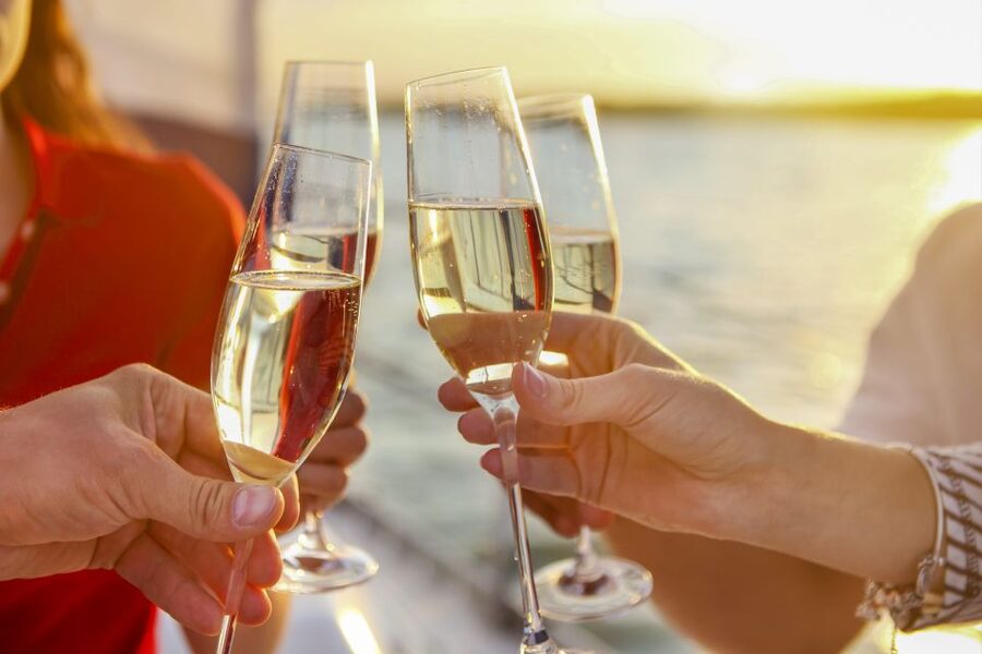 Newport Beach: City Cruises Champagne & Brunch Buffet Cruise - Booking and cancellation advice