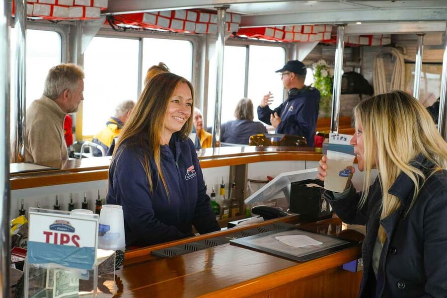 Newport, RI: Evening Cocktail Cruise of Narragansett Bay - What the 75-minute Newport cruise is really like