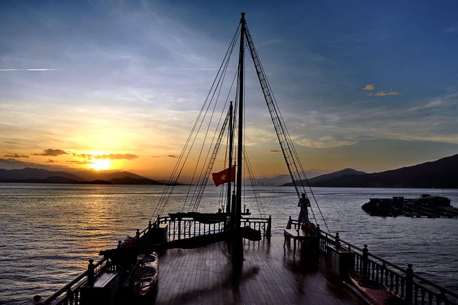 Nha Trang Sunset Cocktails and Dinner Cruise - How the timing works