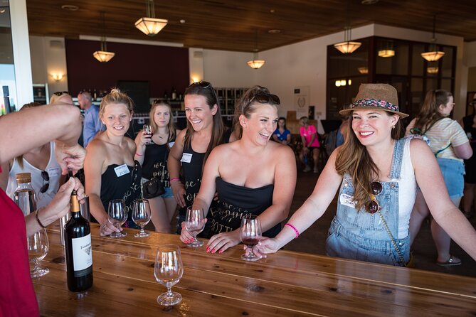 Niagara-on-the-Lake Small Group Wine Tasting Tour - What happens at the three winery stops