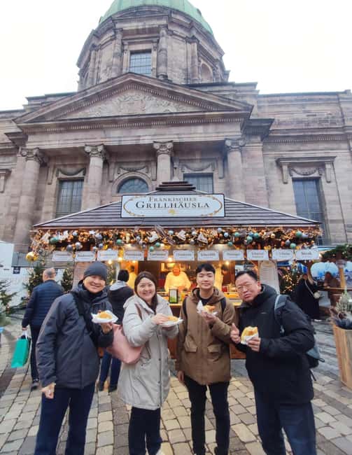 Nuremberg: Castle and Old Town Tour - incl. Tickets and red beer tasting - St. Lorenz and the two sides of the old town