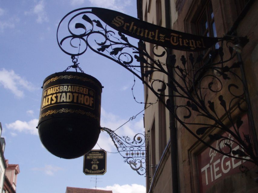 Nuremberg: Private 1.5-Hour Tour with Beer Tasting - Pausing at the Main Market Square