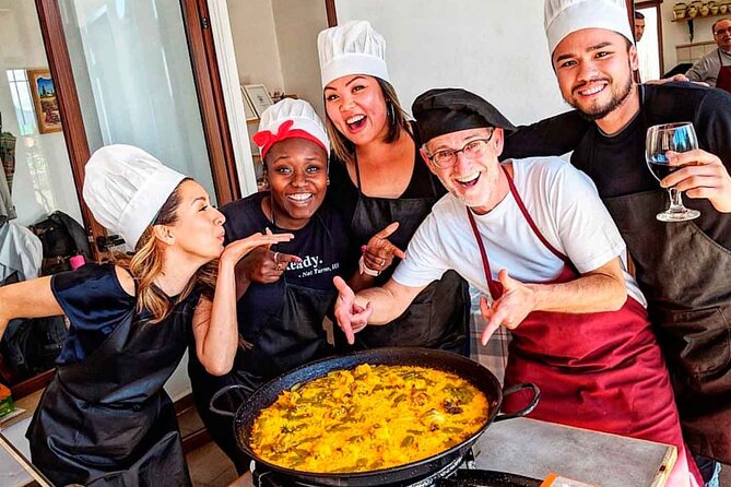Paella Workshop with Bottomless Sangria in Central Madrid - What the three-hour Madrid workshop is really like