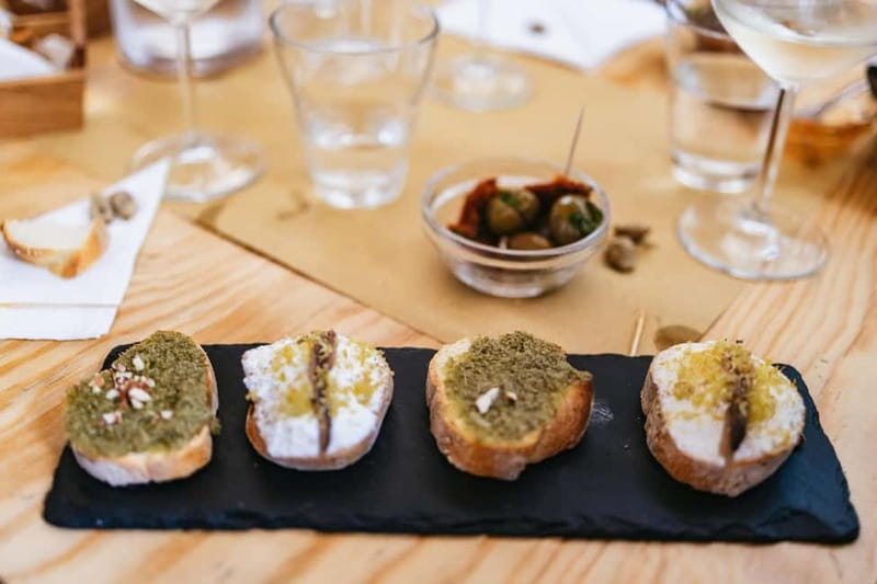 Palermo: Wine Tasting with Snacks at Bottega Monteleone - Rosé, red wine, and the social side of the table
