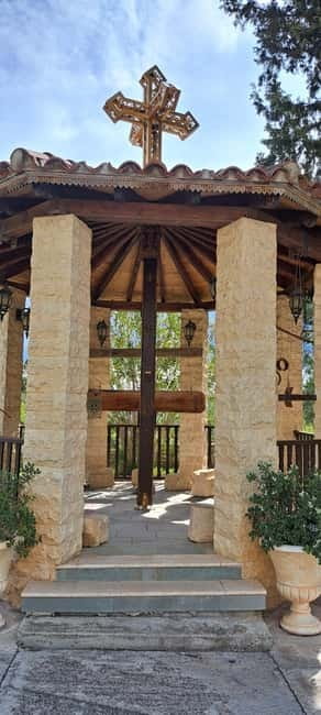 Paphos: Troodos Mountains Jeep Tour with Wine Tasting - Chantara Waterfall: bring a towel