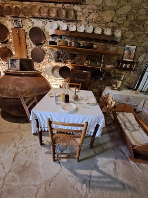 Paphos: Troodos Mountains Jeep Tour with Wine Tasting - Omodos: sweets, wine, food, and time on foot