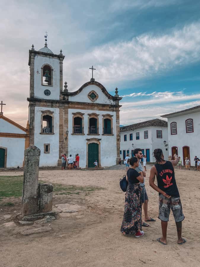 Paraty: Historic Centre Walking Tour & Cachaça Tasting - Colonial Paraty and the people who shaped it