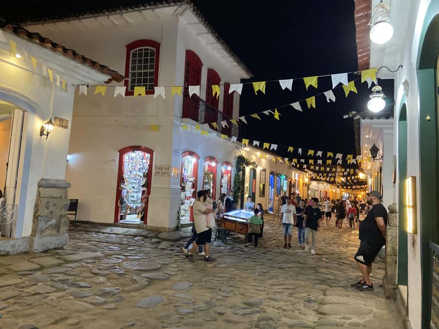 Paraty: Historic Centre Walking Tour & Cachaça Tasting - The Masonic clues that make the walk different