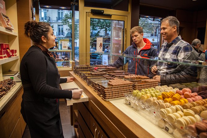 Paris French Sweets Tasting Tour with Pastries and Chocolates - Saint-Germain-des-Prés: polished streets and classic treats