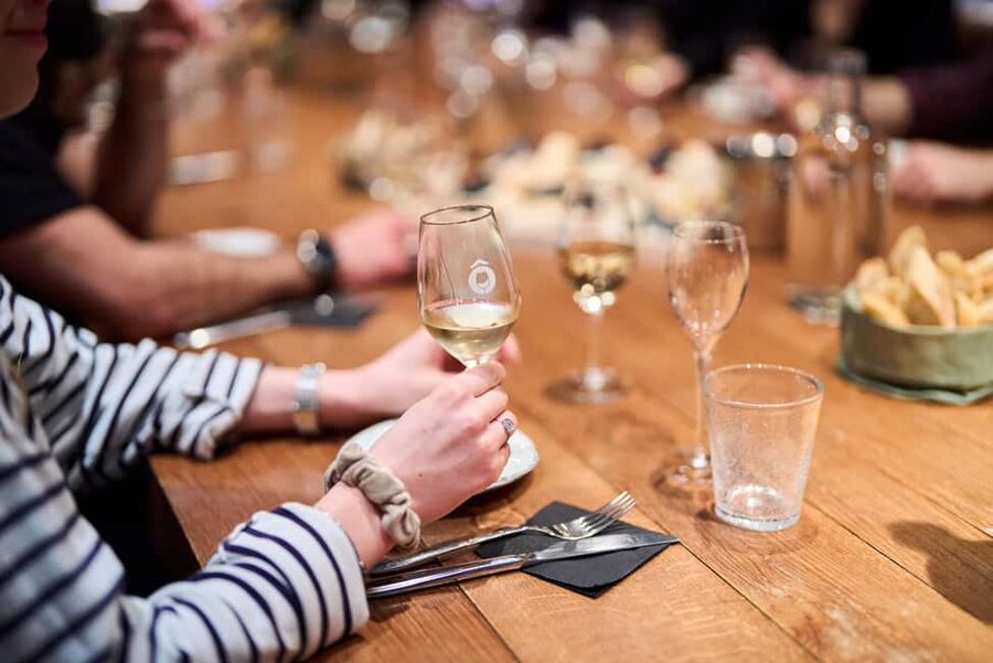 Paris: French Wine Tasting Class with Sommelier - Food pairing and the optional cheese plate