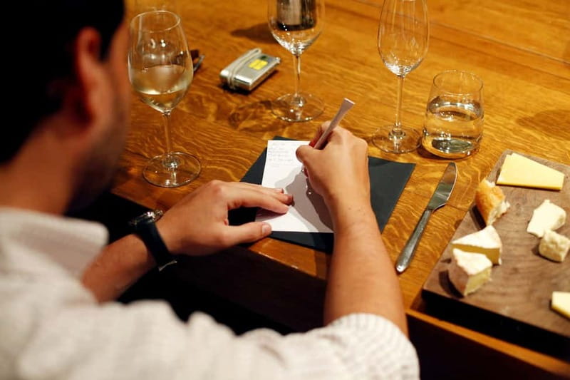 Paris: French Wine Tasting Class with Sommelier - What the guides add to the evening