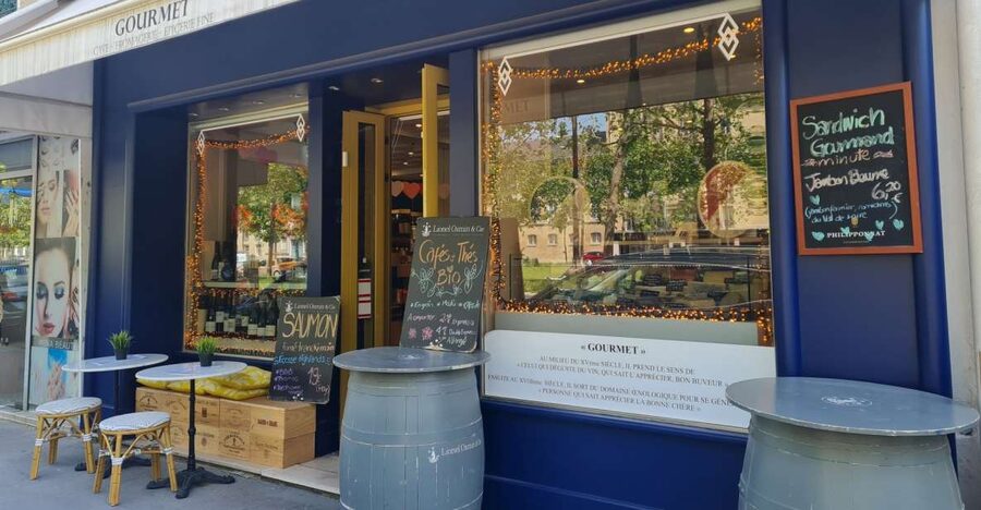 Paris: Tasting of 3 Wine and 3 Cheese - Three wines that show different sides of France