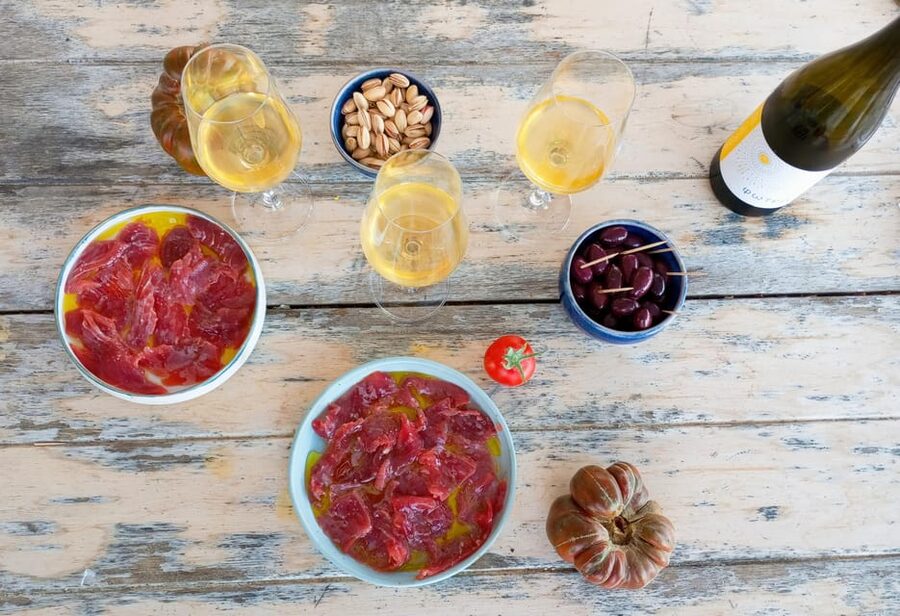 Paros: Wine tasting at Local Winery - Five wines, including a natural pet-nat