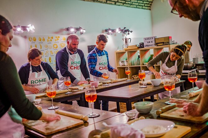 Pasta Cooking Class Near the Colosseum with 3 Spritz Cocktails - First round: making the Aperol spritz