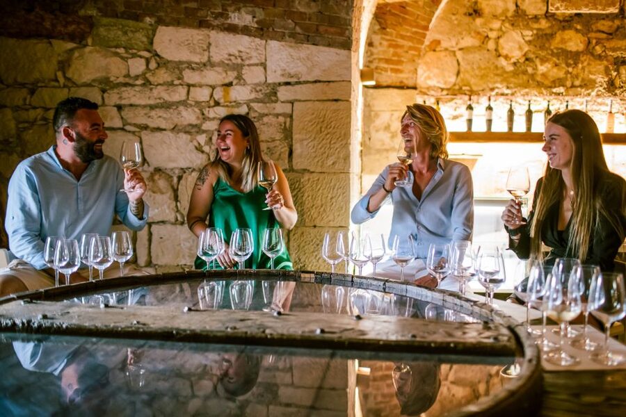 Pastrengo: Lake Garda Wine & Food Tasting in Historic Fort - Cold cuts, cheeses, and the Garda olive oil pairing
