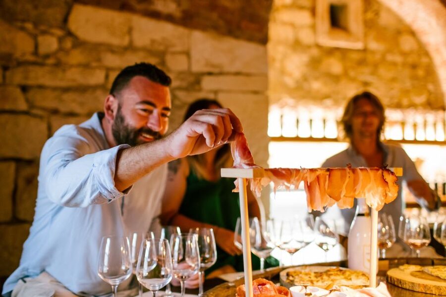 Pastrengo: Lake Garda Wine & Food Tasting in Historic Fort - The fort and the view are part of the value