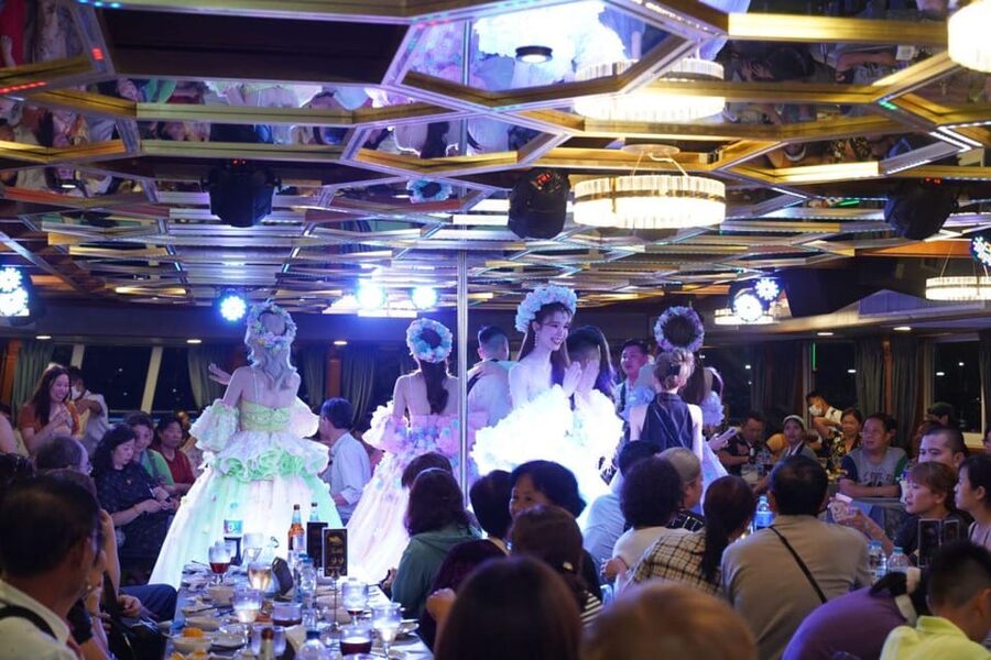 Pattaya: All Star Dinner Cruise, Cabaret Show & Beer Buffet - Who will enjoy this cruise most
