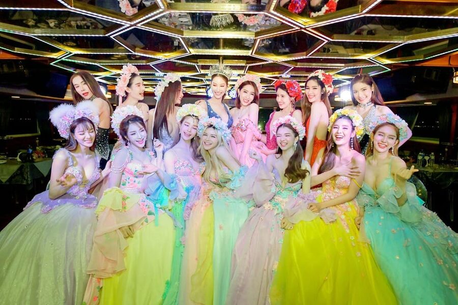 Pattaya: All Star Dinner Cruise, Cabaret Show & Beer Buffet - What the $45 price really covers