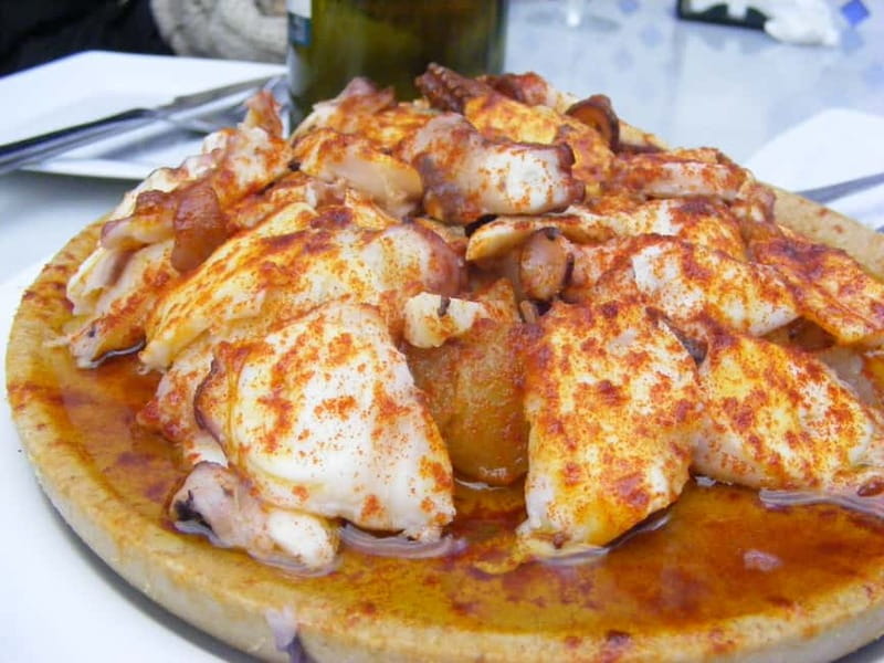 Personalised Traditional Madrid Night Tapas and Drinks Tour - Plaza de Santa Ana and the third bar