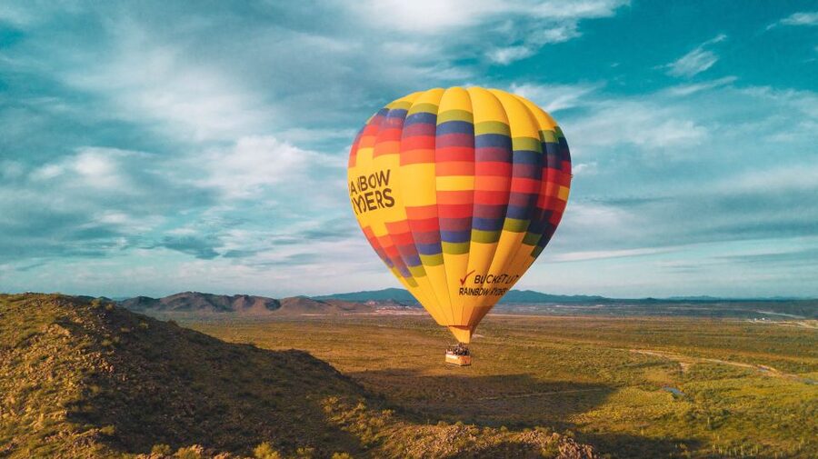 Phoenix: Hot Air Balloon Flight with Champagne - The chase crew and return to the launch point