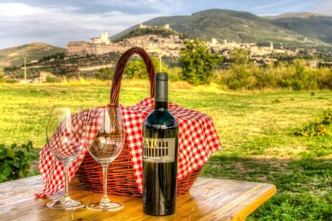 Pic nic Deluxe Assisi for 2 and wine tasting 5 wines - Five wines, then your bottle choice