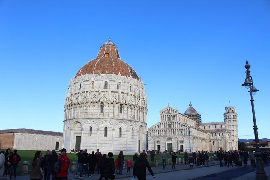 Pisa: Cathedral Guided Tour and Tower tickets & wine tasting - Meeting under Porta Santa Maria