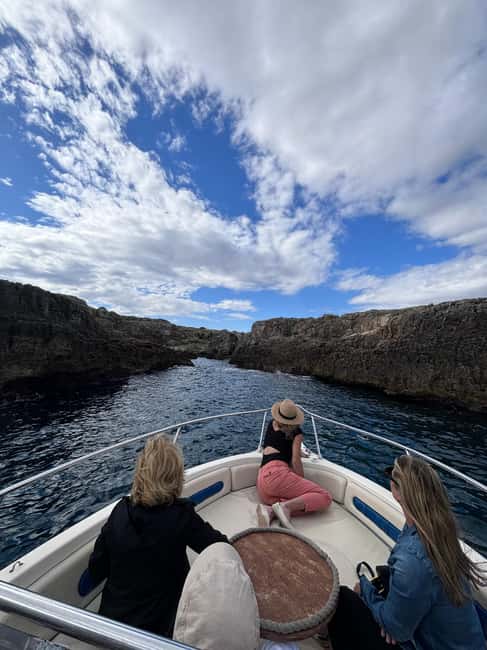 Polignano: Coastline Tour With Prosecco And Taralli & Swim - From Cala Paguro to the Modugno monument