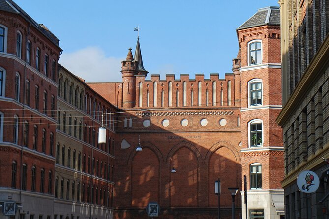 Politically Incorrect Beer Walk - The Brown and White Meatpacking Districts