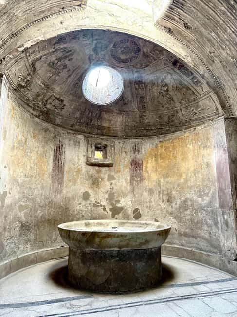 Pompeii: Archeological Tour & Wine Tasting at Mt. Vesuvius - The 15-minute ride to Casa Setaro