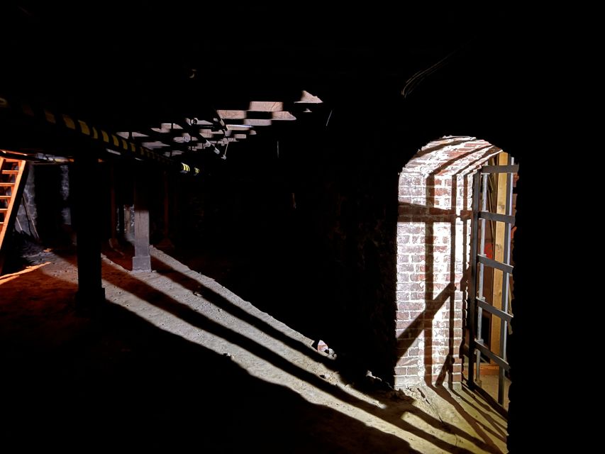 Portland: Underground Shanghai Tunnel Tour with Beer Tasting - What the 1.5-hour route is really like