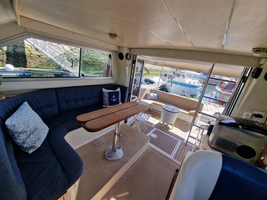 Porto: 6 Bridges Cruise & Port Wine with Sunset Option - Why a small boat changes the Douro experience