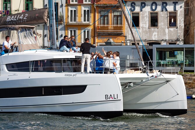Porto Douro River Cruise With Port Wine - Daytime or Sunset - The boat, crew, and sailing style