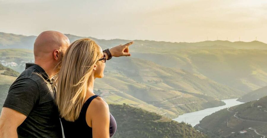 Porto: Douro Valley Tour with Wine Tasting, Cruise and Lunch - Key points to know before you book