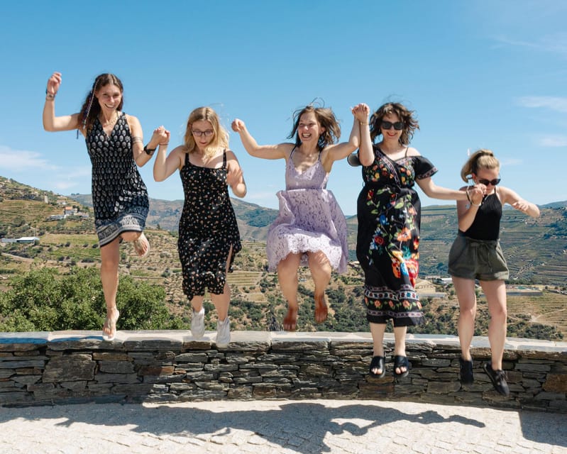 Porto: Douro Valley Wine Tour with a Sommelier & Boat Trip - Lunch in Pinhão with Douro wine