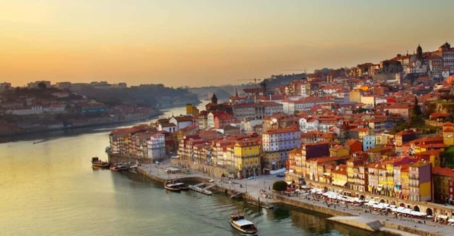 Porto: Port Wine Tour with 7 Port Tastings - The first cellar, a major house and the basic lesson