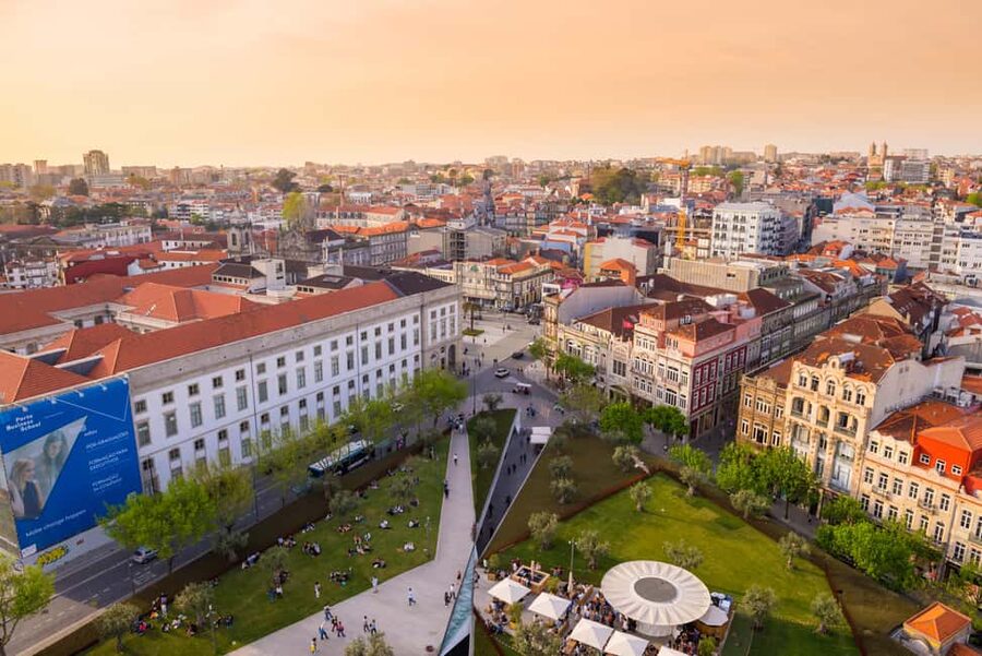 Porto: Sunset Walking Tour with Port Wine and Views - Starting with Porto’s tiled railway station