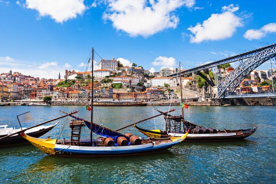 Porto: Tuk-Tuk Tour, Douro River Cruise, and Wine Tasting - What you see in 50 minutes by tuk-tuk