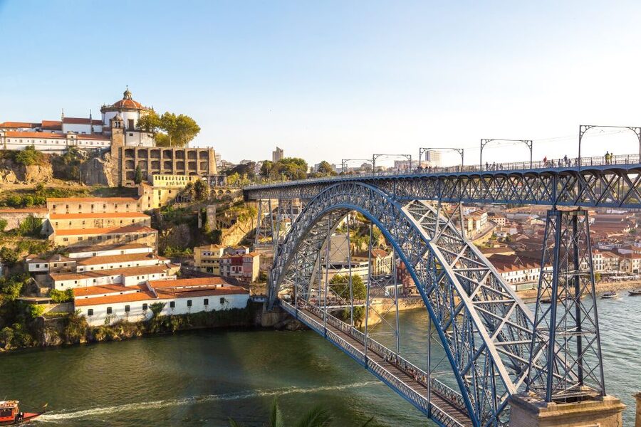 Porto: Tuk-Tuk Tour, Douro River Cruise, and Wine Tasting - Port tasting at a Porto winery