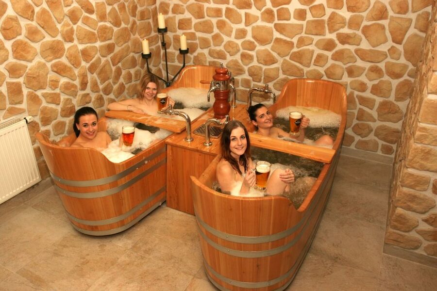 Prague: Beer Spa Bernard with Beer and Massage Option - The first minutes: check-in and getting settled