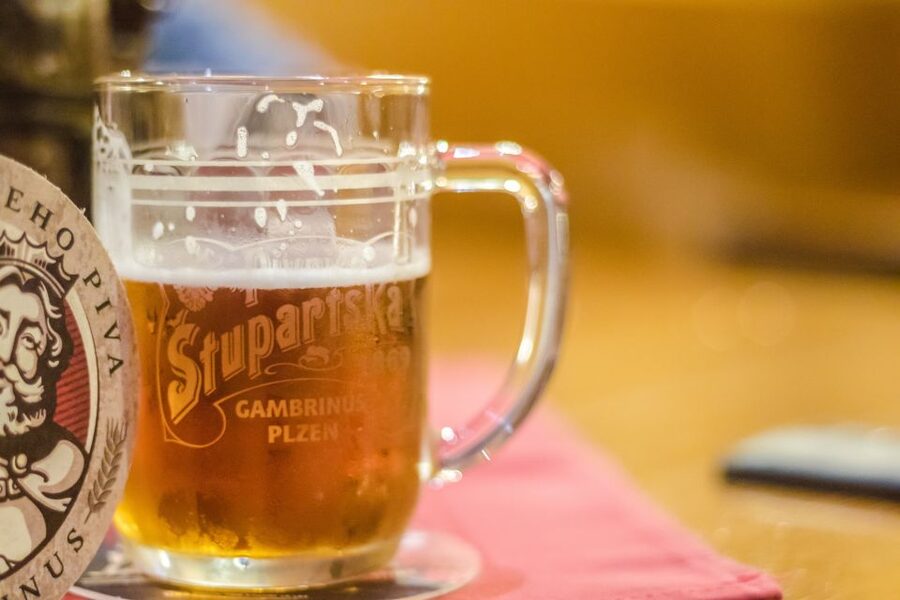 Prague: Legendary Beer Tour with Dinner - The second pub and the social side of the evening