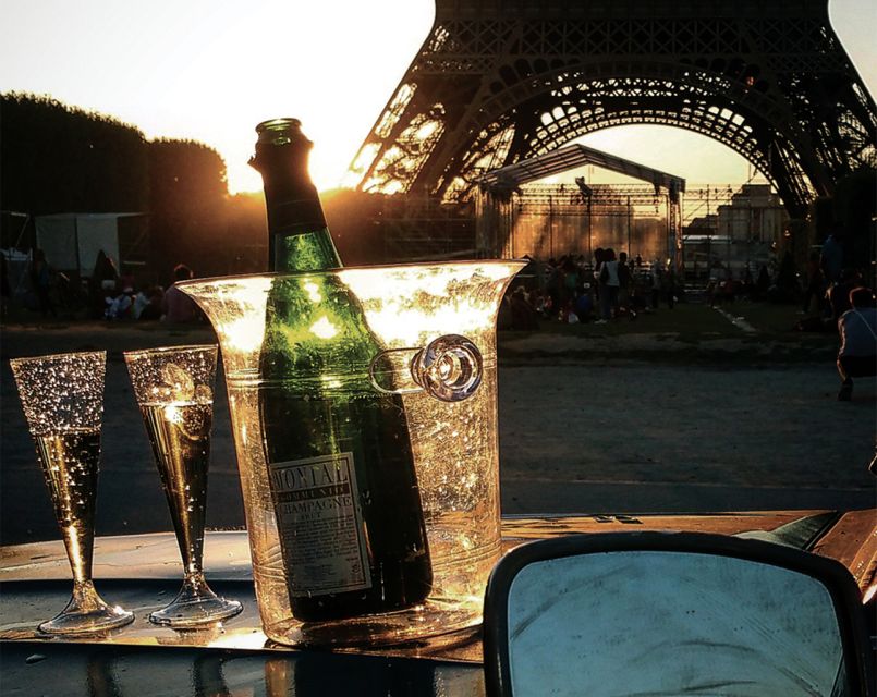 Private tour of Paris by Night with Champagne - The driver makes the difference