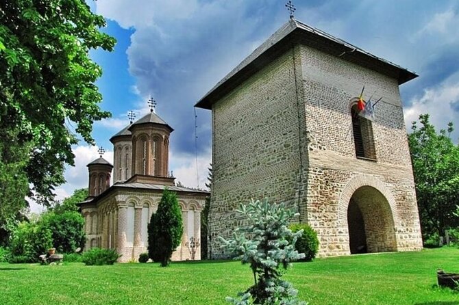 Private Tour to Salt Mine, Lunch at Winery and Dracula Grave - Who should book this experience?