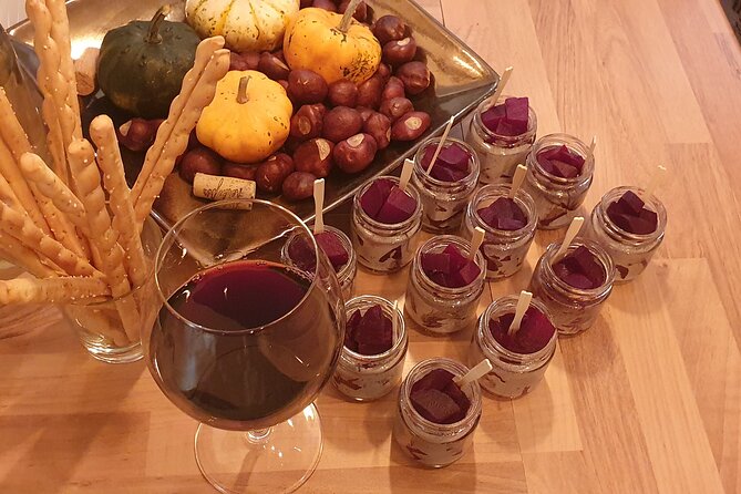 Private Wine Tasting in Budapest - Ham, cheese and local snacks with the wine