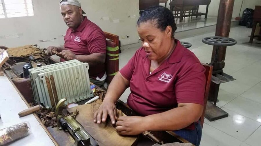 Punta Cana: Don Lucas Cigar Factory & Rum Tour with Pickup - Key points to know before you book