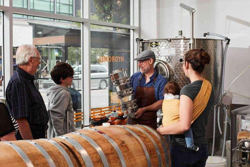 Quebec City: Honey and Distillery Tour with Tasting - The observation hive is the real opener